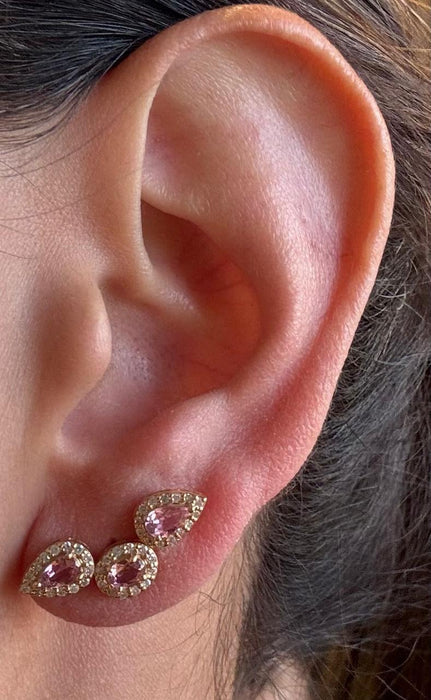 Broquel oro 14k con zafiro rosa, esmeralda y rubíe y diamantes naturales