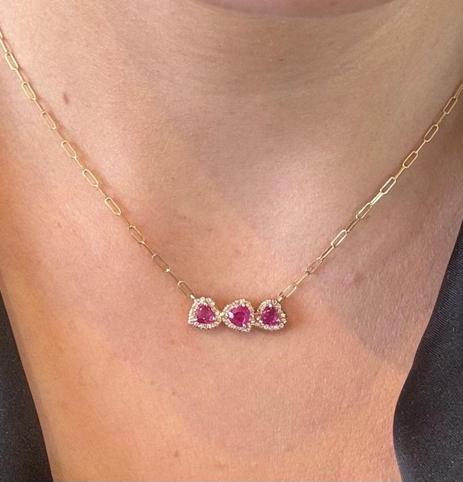 Gargantilla 3 corazones oro amarillo 14k con rubíes naturales
