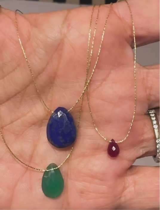 Gotas hilo con jade verde o lapislázuli (rubí agotado) hilo dorado  broche Brass