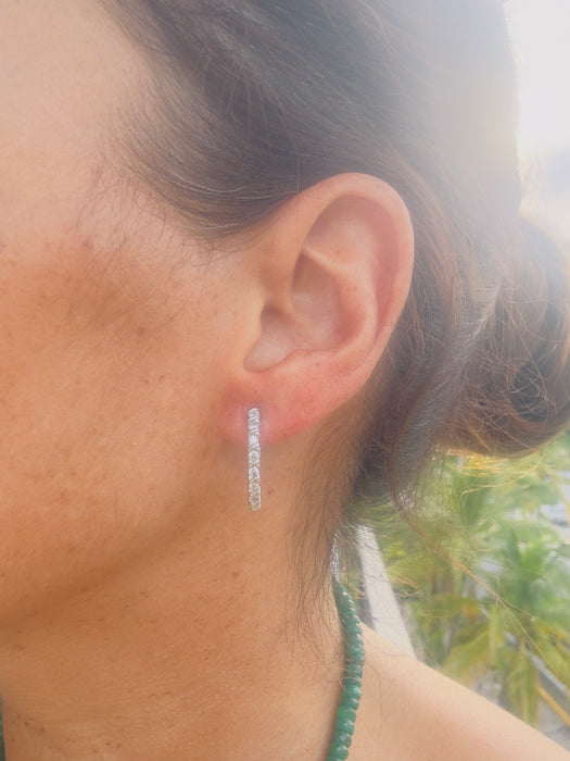 Arracada oro blanco 14k con diamantes naturales (.50 cts)