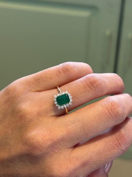 Anillo roseta oro 14k esmeralda y diamantes natural