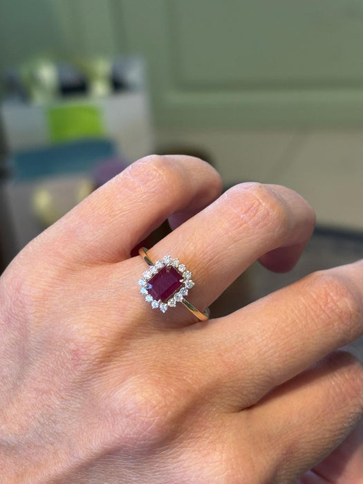 Anillo roseta 14k rubies y diamantes natural