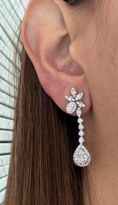 Arete largo oro 14k con diamantes naturales