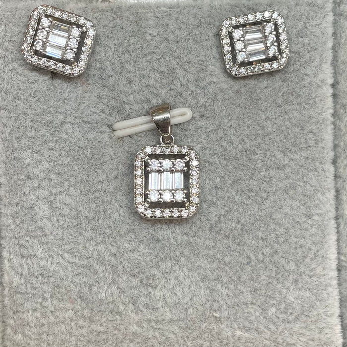 Juego aretes y dije plata 925 tipo baguette con circonias
