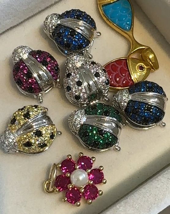 Charm catarina para pulsera tennis plata 925