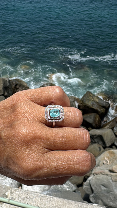 Anillo oro blanco Turmalina paraiba y diamantes naturales