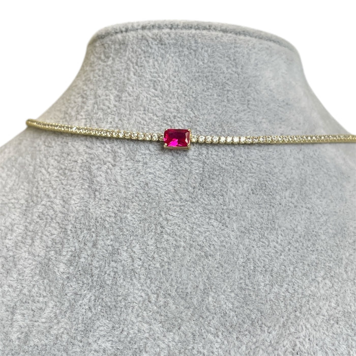 Gargantilla Chocker plata con rodio dorado  y solitario rojo