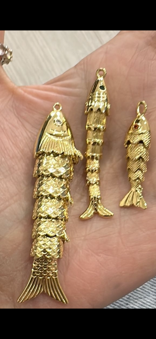 Pescado gigante plata .925 con baño de oro y pescado largo