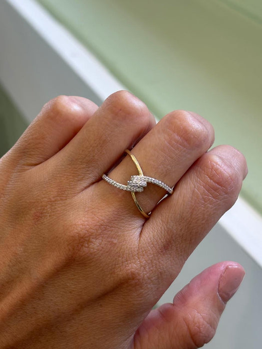 Anillo cruzado oro 14k y diamantes naturales