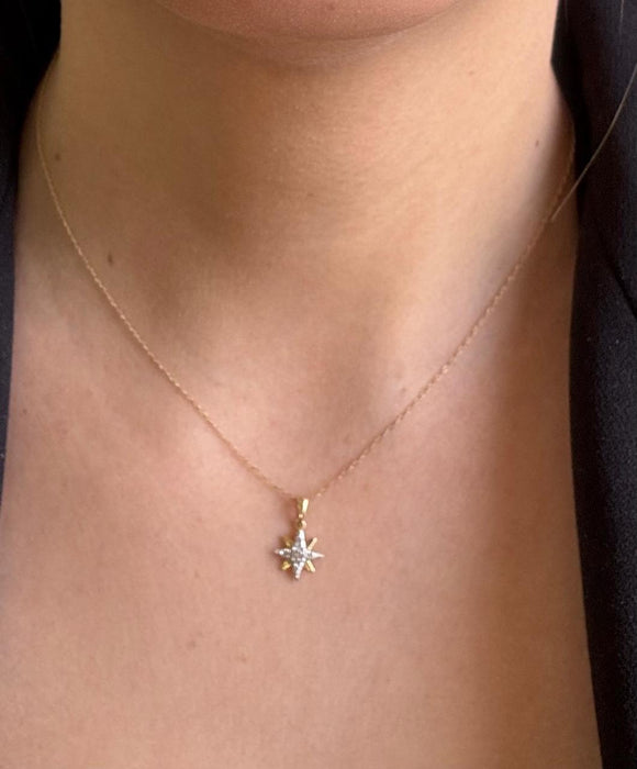 Gargantilla oro 10k y diamantes natural