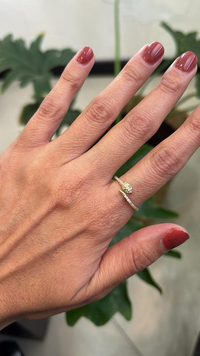 Anillo serpiente 14k diamante y esmeralda