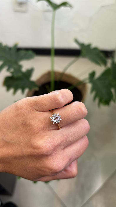 Anillo 10k morganita y diamante