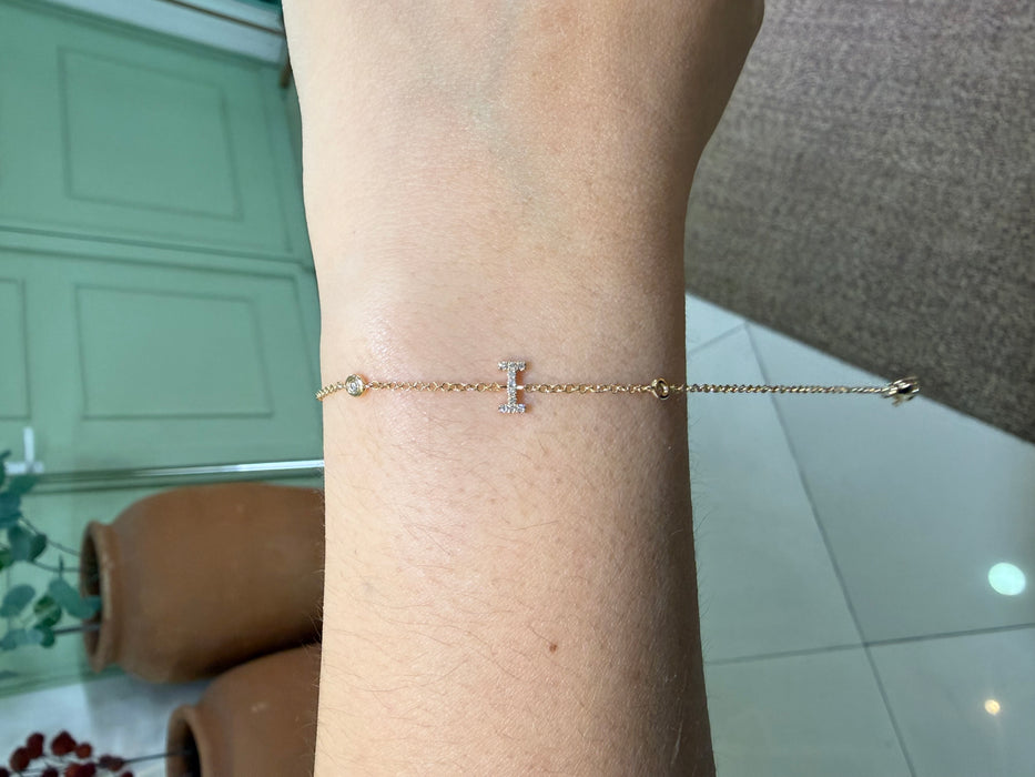 Pulsera 14k letra