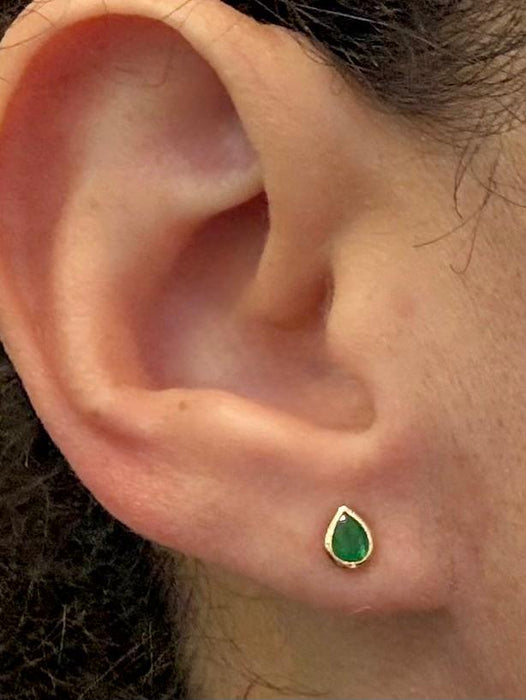 Broquel 14k esmeralda