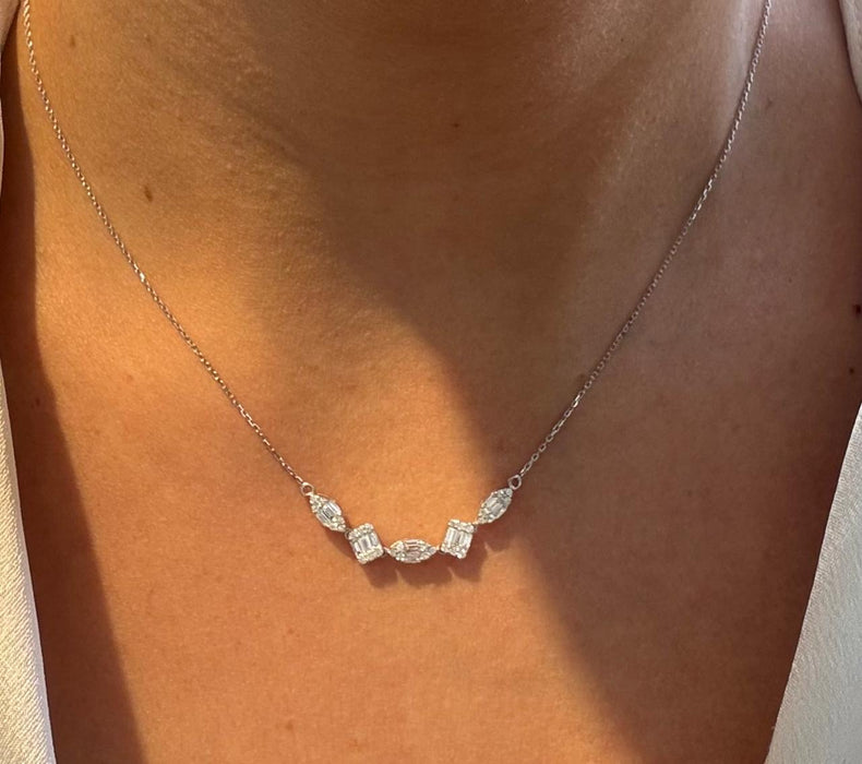 Gargantilla sonrisa baguettes oro 14k con diamantes naturales