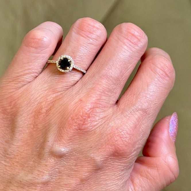 Anillo 14K diamante negro y blanco AN608