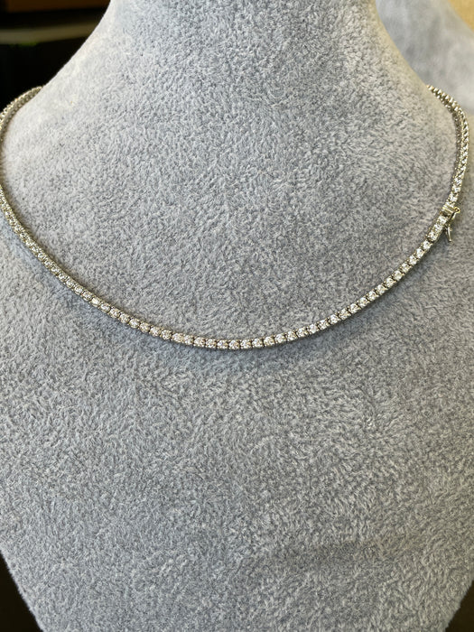 Gargantilla plata rodizada con zirconia con broche de caja