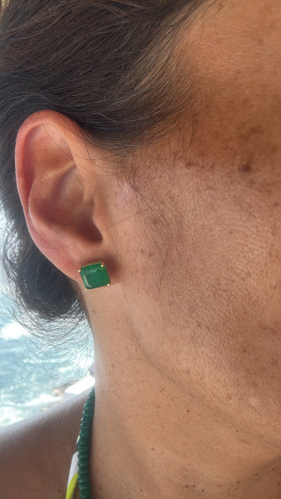 Broquel plata .925 con baño de oro y ágata verde