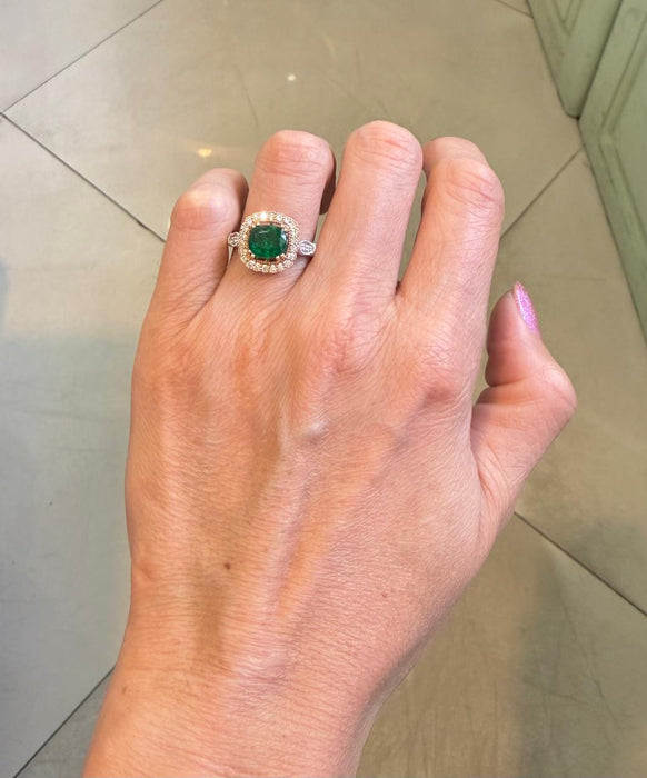Anillo 18k esmeralda/diamante AN577