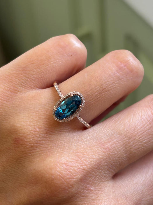 Anillo oro 10k London blue topaz y diamantes naturales