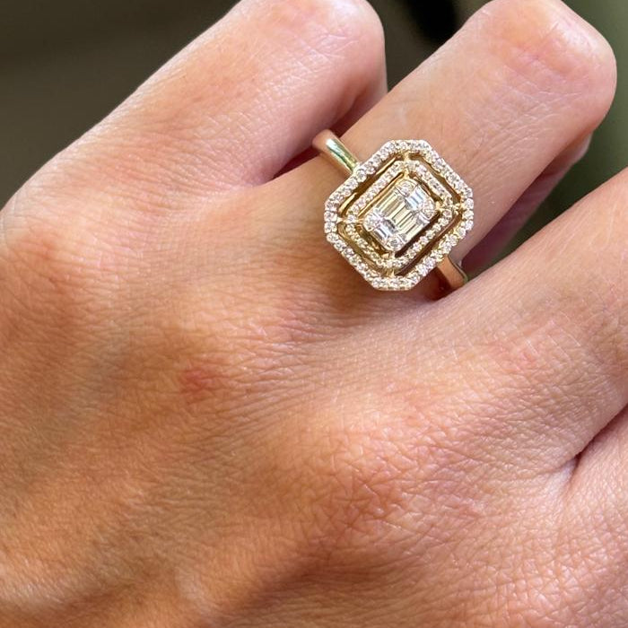 Anillo 14K con diamantes naturales AN241