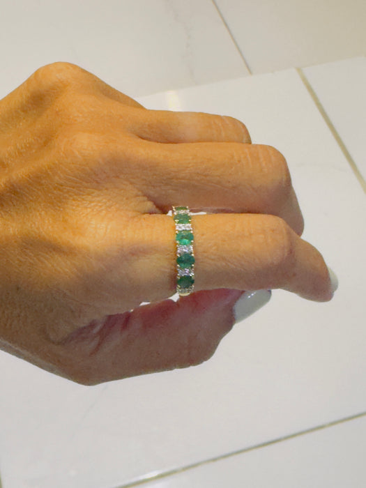 Churumbela oro amarillo 10k con esmeraldas y diamantes naturales