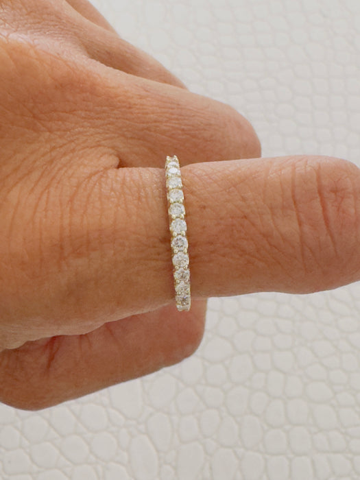 Churumbela oro amarillo 14k con diamantes naturales (.35 cts)