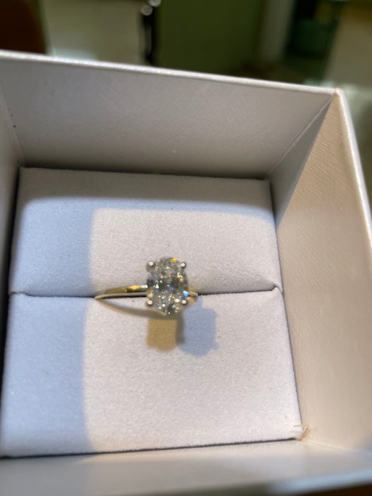 Oval Lab 2.00 cts