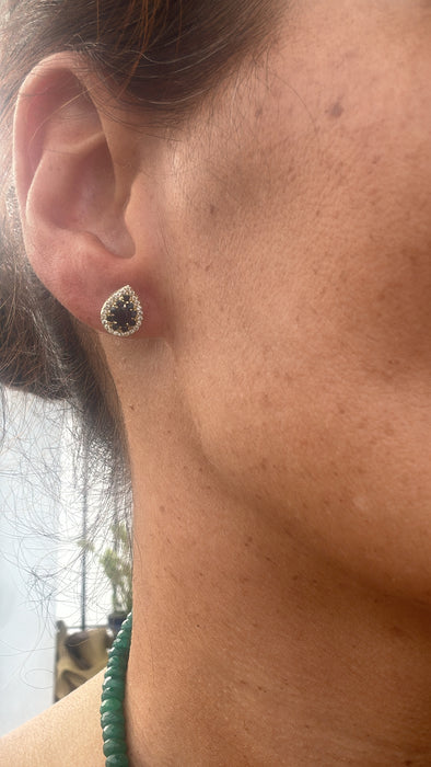 Broquel gota oro amarillo 10k con zafiros y diamantes naturales