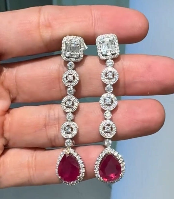 Arete largo oro 14k con rubíes y diamantes naturales