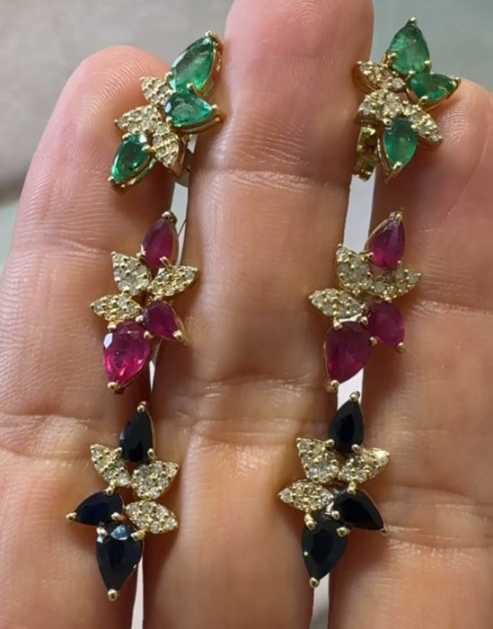 Broquel rubie , zafiro o Esmeralda Oro 14k con diamantes naturales