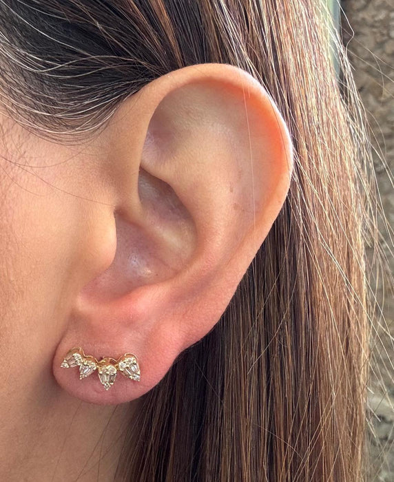 Broquel oro 14k con diamantes naturales