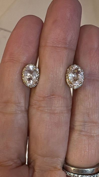 Broquel oro rosa 14k con morganita y diamantes naturales (1.70 cts )