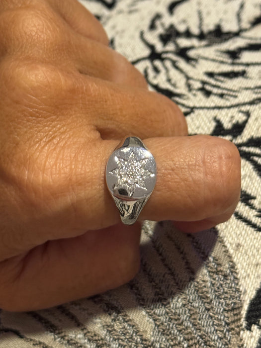 Anillo estrella oro blanco 14k con diamantes naturales