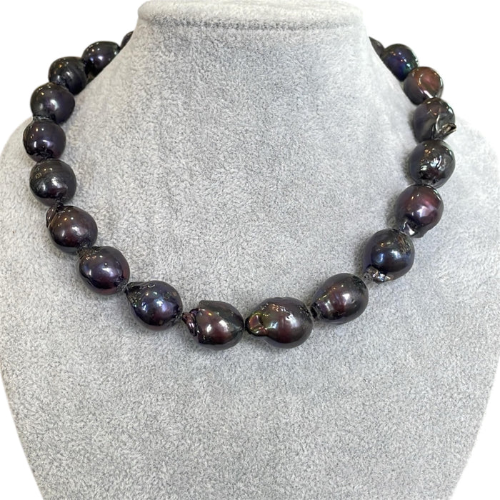 Collar perla barroca con broche oro 10k