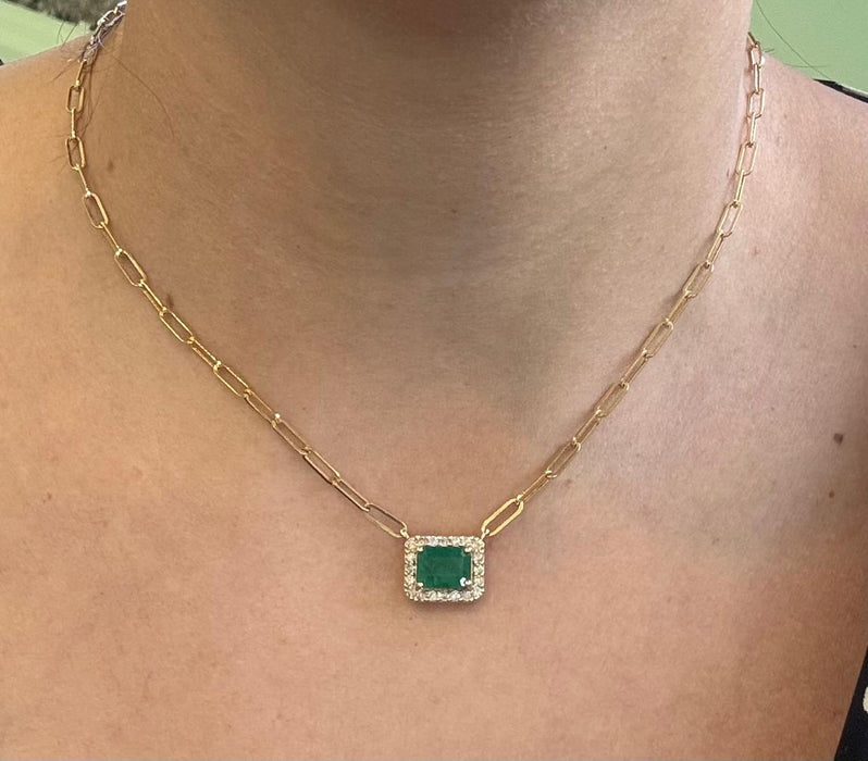 Gargantilla paperclip oro 14k esmeralda y diamantes naturales