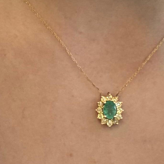 roseta 10K esmeralda y diamantes GA101
