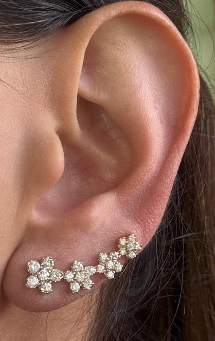 Broquel oro 14k con diamantes naturales